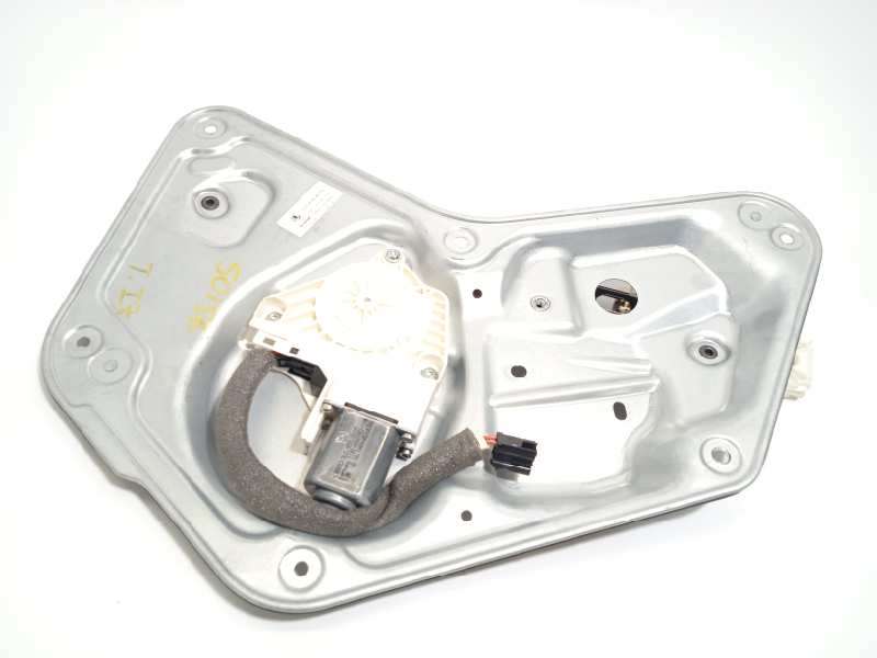 ELEVALUNAS TRASERO IZQUIERDO 5L0839401B 5L0959811A