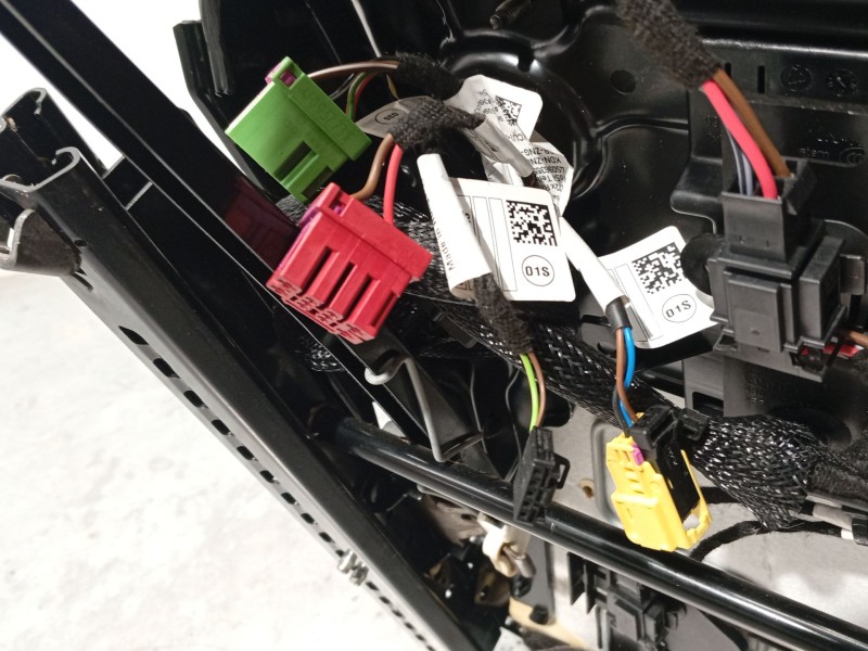 Recambio de asiento delantero izquierdo para audi r8 (4s3, 4sp) 5.2 fsi quattro referencia OEM IAM 9P1881105K 4S0881043 