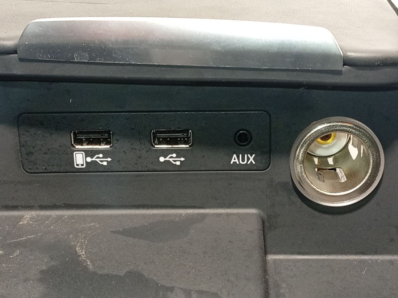 Recambio de consola central para audi r8 (4s3, 4sp) 5.2 fsi quattro referencia OEM IAM 4S1863041G25D 4M0035736 