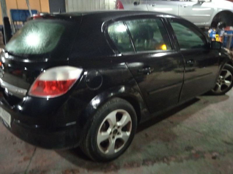 opel astra h (a04) del año 2005