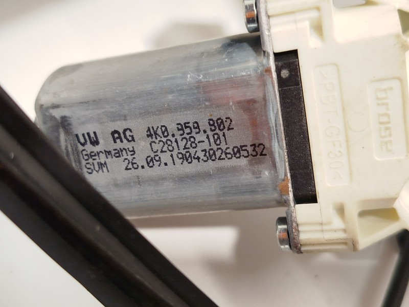 Recambio de elevalunas trasero izquierdo para audi e-tron (gen) 50 quattro referencia OEM IAM 4KE839461  