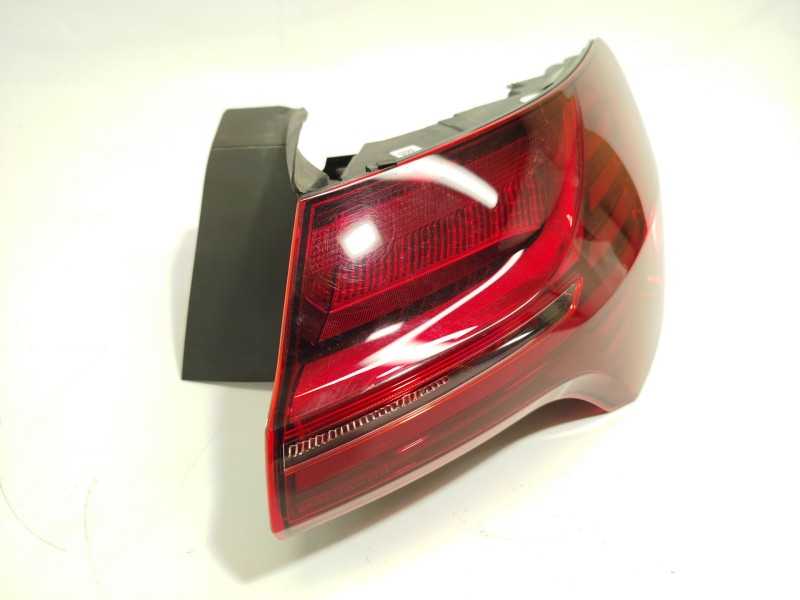 Recambio de piloto trasero derecho para audi e-tron (gen) 50 quattro referencia OEM IAM 4KE945092B  81800201