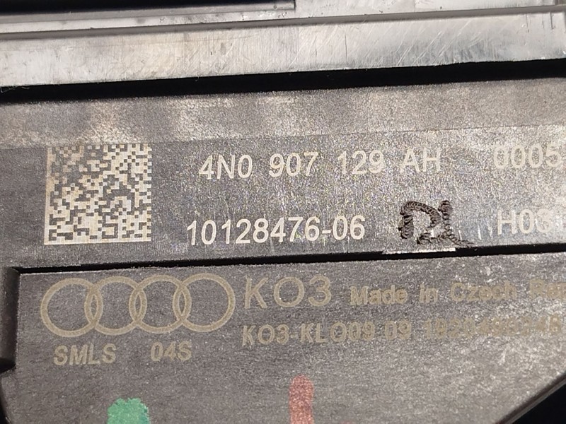 Recambio de mando intermitentes para audi e-tron (gen) 50 quattro referencia OEM IAM 4N0907129AH  