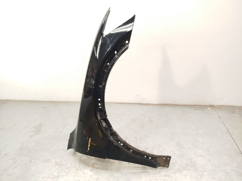 Recambio de aleta delantera derecha para audi e-tron (gen) 50 quattro referencia OEM IAM 4KE821022C  