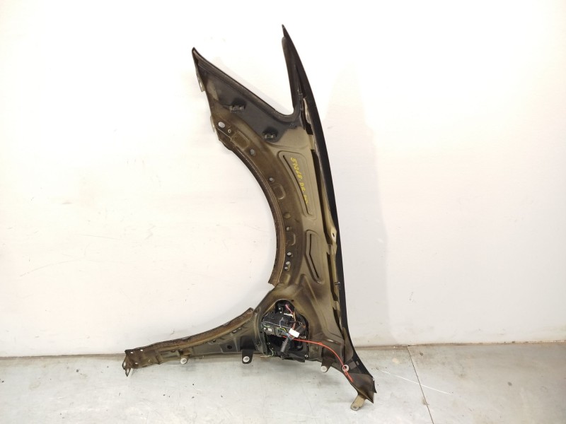 Recambio de aleta delantera derecha para audi e-tron (gen) 50 quattro referencia OEM IAM 4KE821022C  