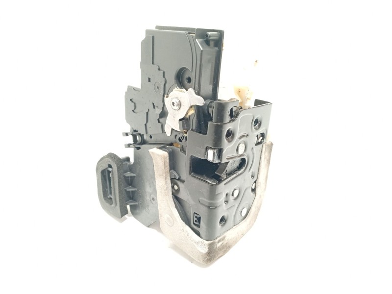 Recambio de cerradura puerta trasera izquierda para audi e-tron (gen) 50 quattro referencia OEM IAM 4K0839015Q  