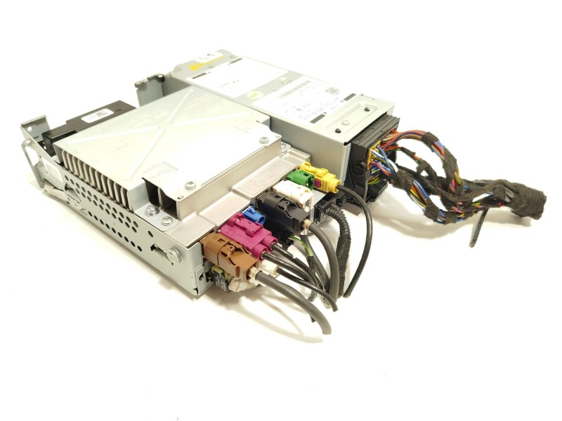 Recambio de sistema navegacion gps para audi e-tron (gen) 50 quattro referencia OEM IAM 4KE035063B  