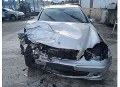 mercedes-benz clase c (w203) del año 2005 2