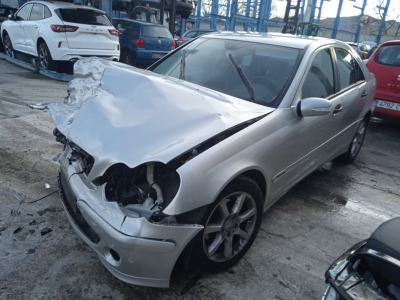 mercedes-benz clase c (w203) del año 2005