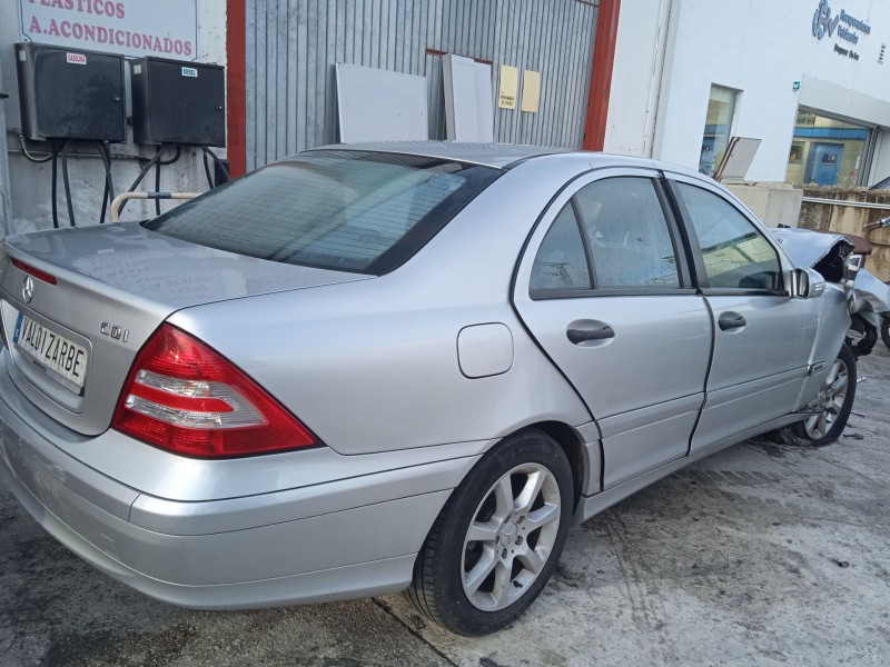 mercedes-benz clase c (w203) del año 2005