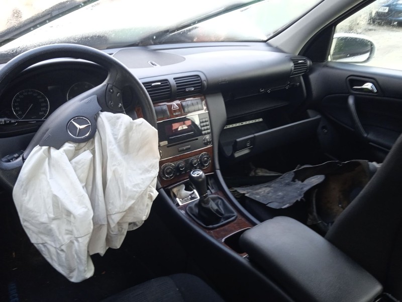 mercedes-benz clase c (w203) del año 2005