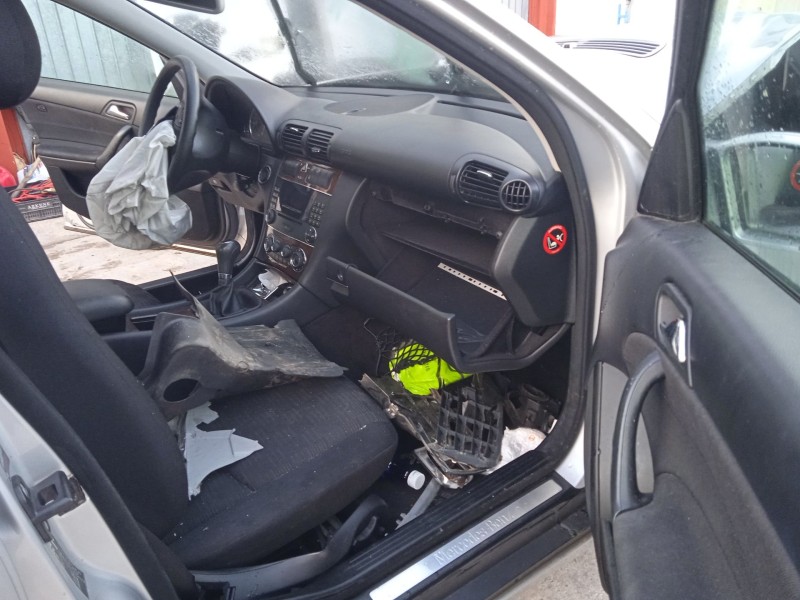 mercedes-benz clase c (w203) del año 2005