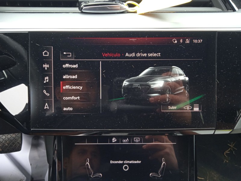 Recambio de pantalla multifuncion para audi e-tron (gen) 50 quattro referencia OEM IAM 4KE919605C  