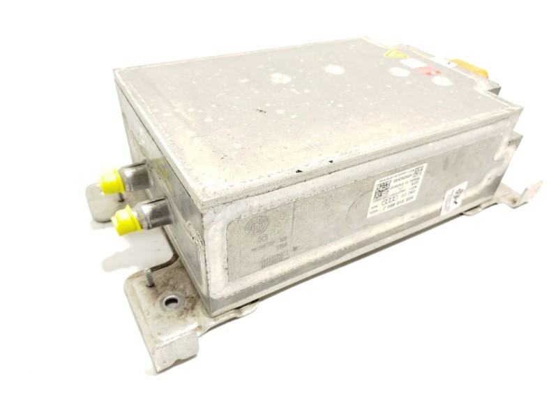 Recambio de convertidor potencia para audi e-tron (gen) 50 quattro referencia OEM IAM 5QE915684J  