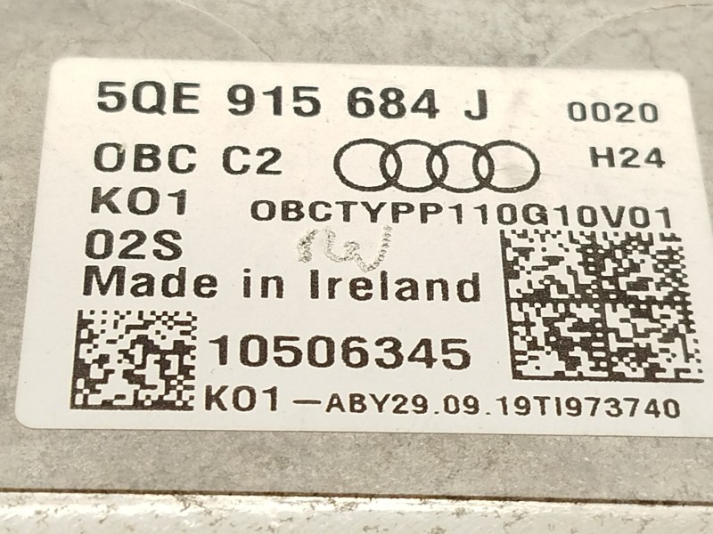 Recambio de convertidor potencia para audi e-tron (gen) 50 quattro referencia OEM IAM 5QE915684J  