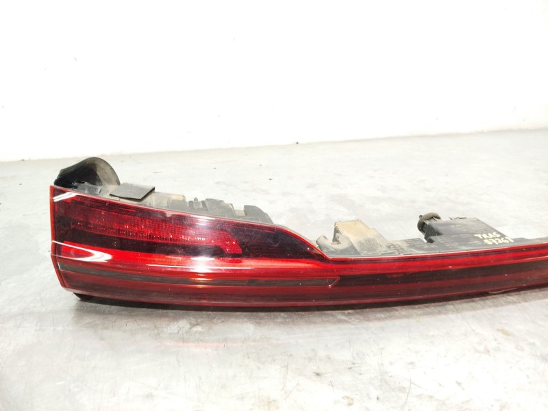 Recambio de piloto trasero central para audi e-tron (gen) 50 quattro referencia OEM IAM 4KE945095D  81790203