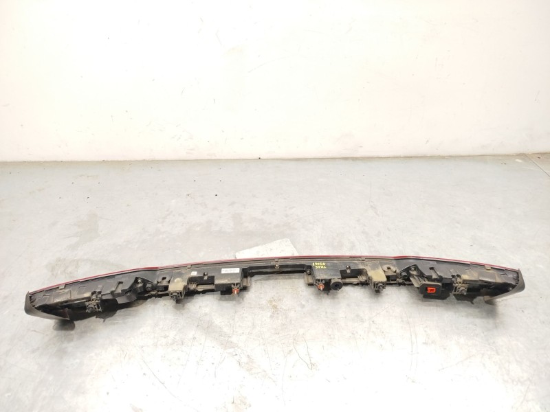 Recambio de piloto trasero central para audi e-tron (gen) 50 quattro referencia OEM IAM 4KE945095D  81790203