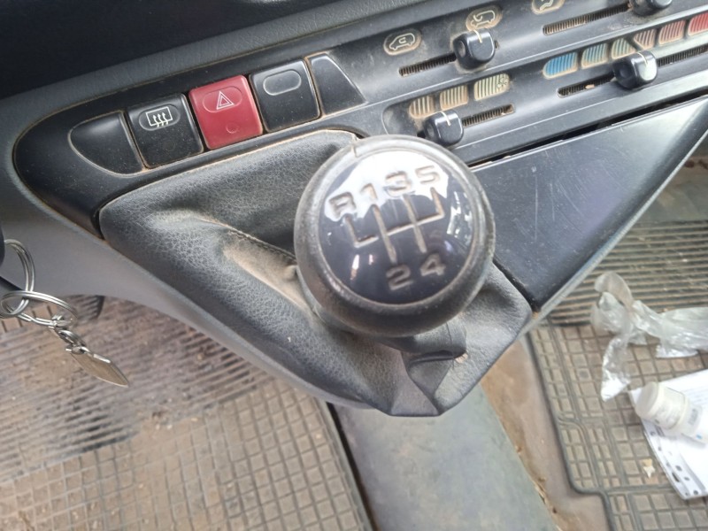 peugeot expert (224_) del año 2004