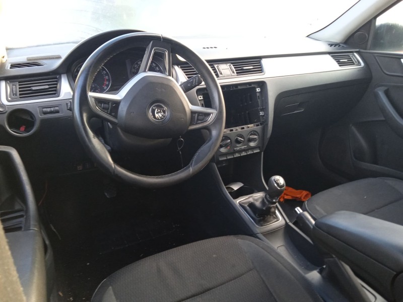 skoda rapid (nh3, nk3, nk6) del año 2015