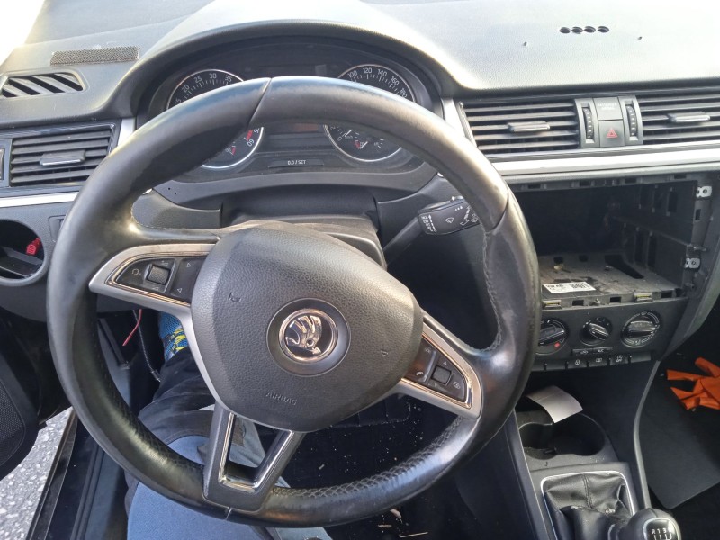 skoda rapid (nh3, nk3, nk6) del año 2015