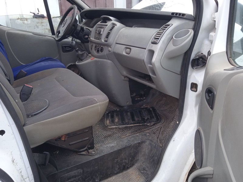 opel vivaro a caja/chasis (x83) del año 2009