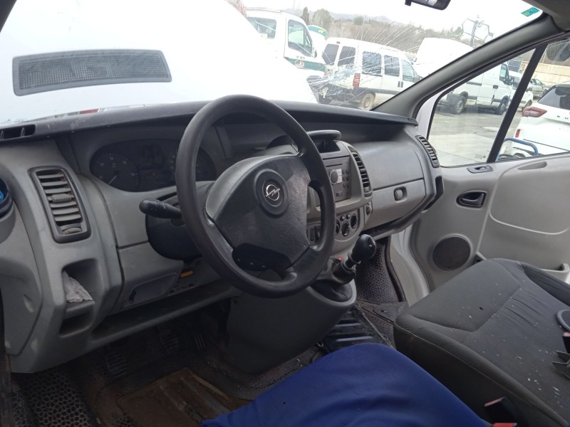 opel vivaro a caja/chasis (x83) del año 2009