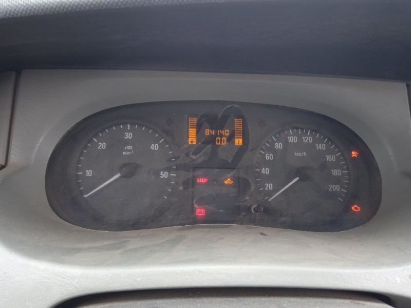 opel vivaro a caja/chasis (x83) del año 2009