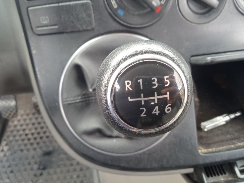 volkswagen multivan t5 (7hm, 7hn, 7hf, 7ef, 7em, 7en) del año 2005