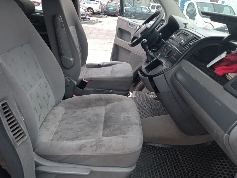 volkswagen multivan t5 (7hm, 7hn, 7hf, 7ef, 7em, 7en) del año 2005
