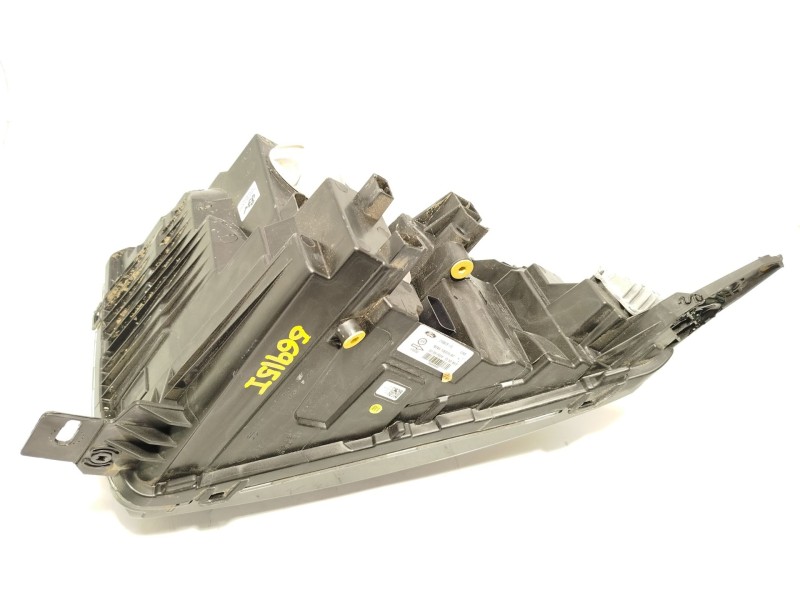 Recambio de faro izquierdo para ford tourneo courier 1.0 ecoboost referencia OEM IAM R2X613E015AF 2833284 