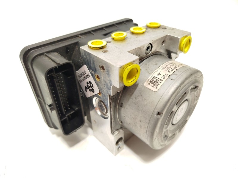 Recambio de abs para toyota yaris (_p21_, _pa1_, _ph1_) 1.5 (mxpa11) referencia OEM IAM 445400D740 28518202043 06210278674