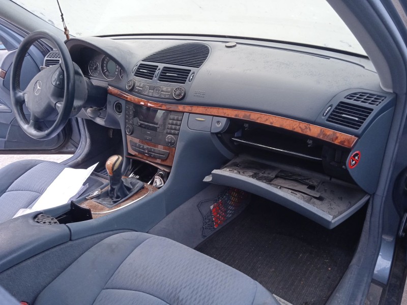 mercedes-benz clase e (w211) del año 2003