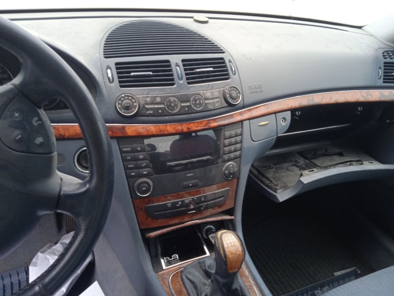 mercedes-benz clase e (w211) del año 2003