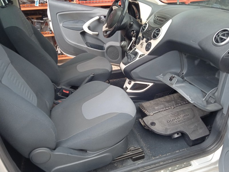 ford ka (ru8) del año 2010