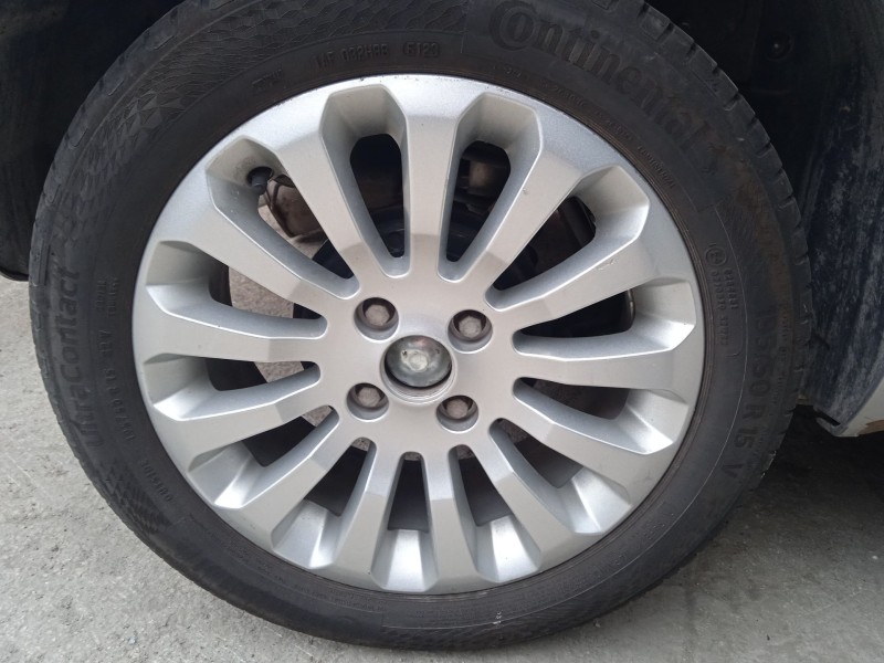 ford ka (ru8) del año 2010