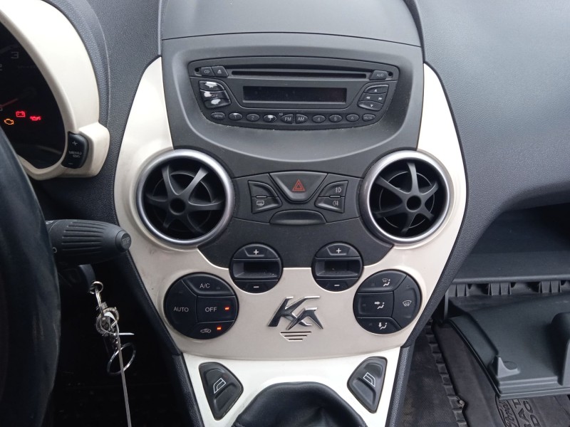 ford ka (ru8) del año 2010