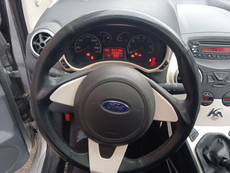 ford ka (ru8) del año 2010