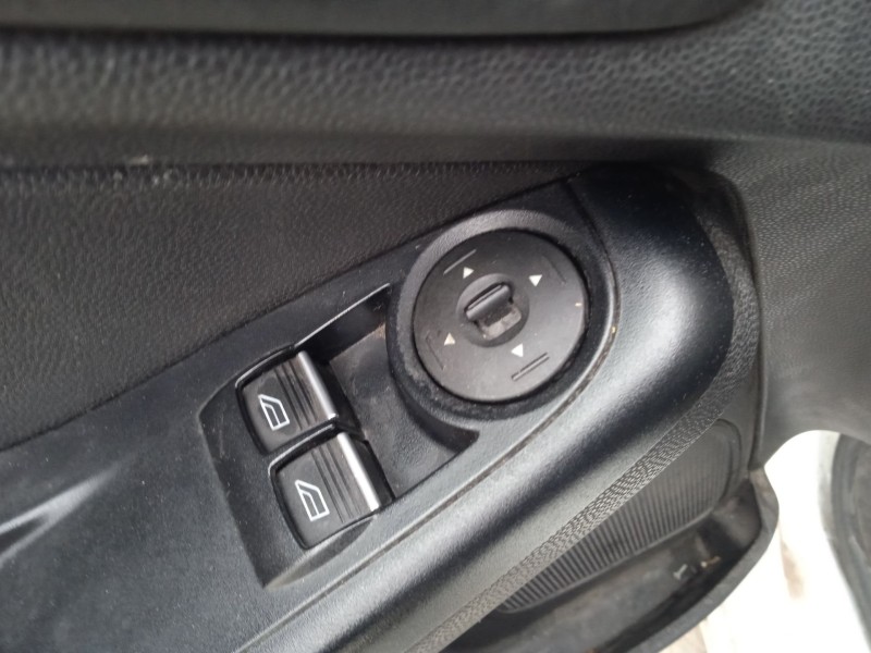 ford fiesta vi (cb1, ccn) del año 2017