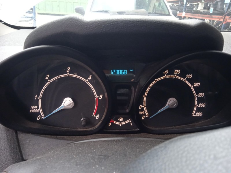 ford fiesta vi (cb1, ccn) del año 2017