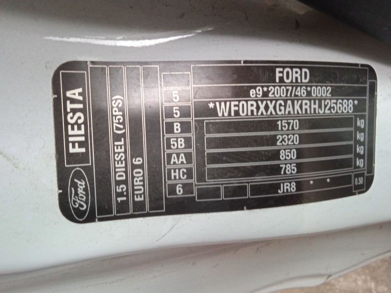 ford fiesta vi (cb1, ccn) del año 2017