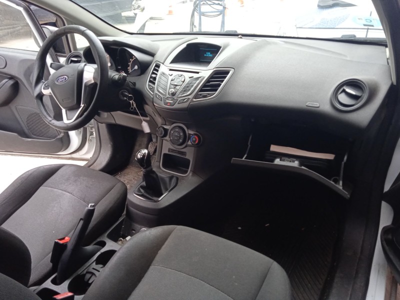 ford fiesta vi (cb1, ccn) del año 2017