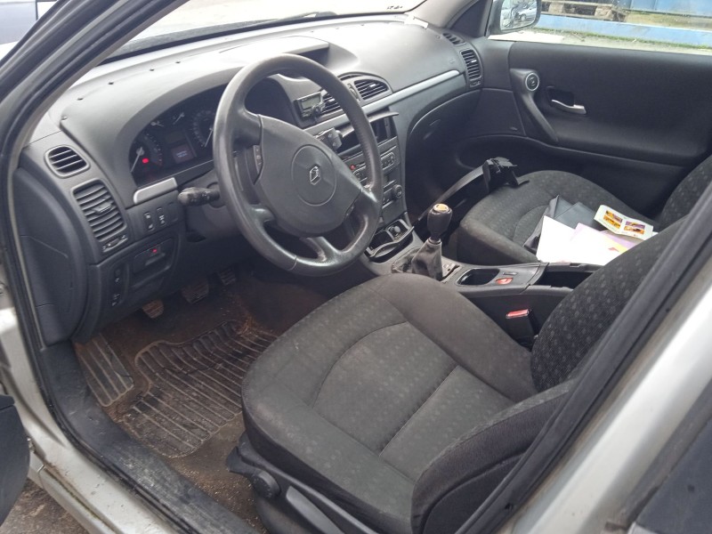 renault laguna ii (bg0/1_) del año 2005