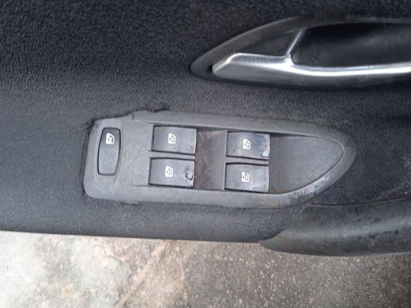 renault laguna ii (bg0/1_) del año 2005