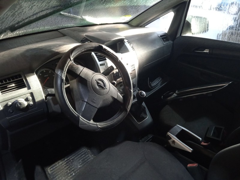 opel zafira / zafira family b (a05) del año 2010