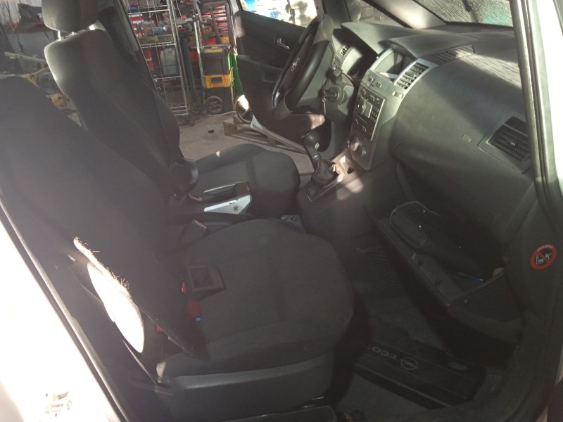 opel zafira / zafira family b (a05) del año 2010