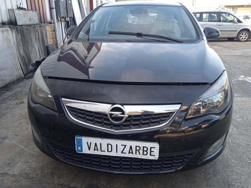 opel astra j (p10) del año 2010