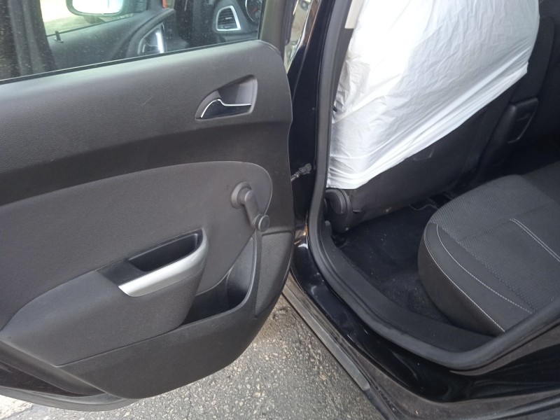 opel astra j (p10) del año 2010