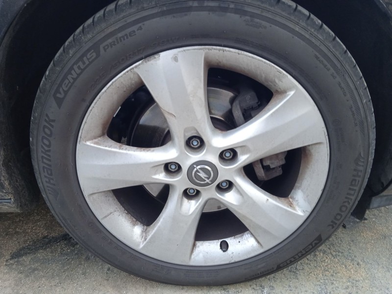 opel astra j (p10) del año 2010