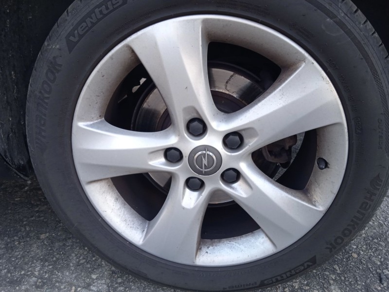 opel astra j (p10) del año 2010