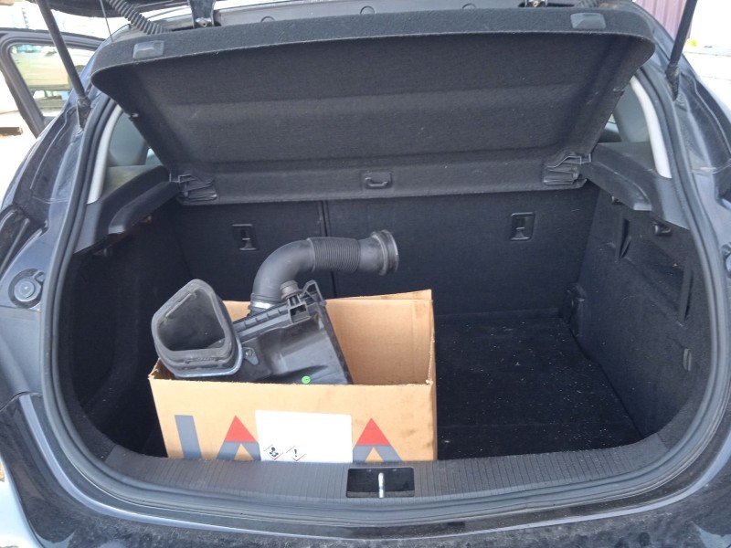 opel astra j (p10) del año 2010